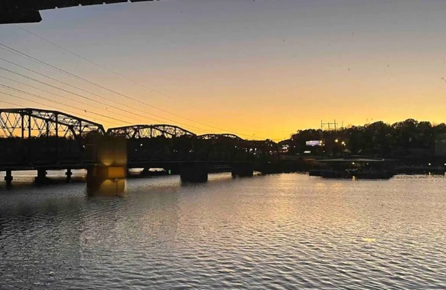 Suite on the Shoals 87-Lakefront Shoals Creek