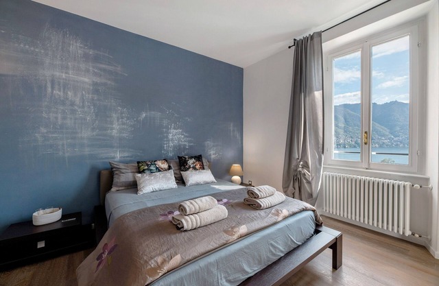 Suite 'Panoramica' with Lake View, Wi-Fi and Air Conditioning