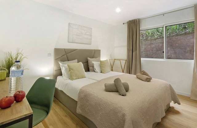 'Suite' Room with Mountain View, Wi-Fi and Air Conditioning