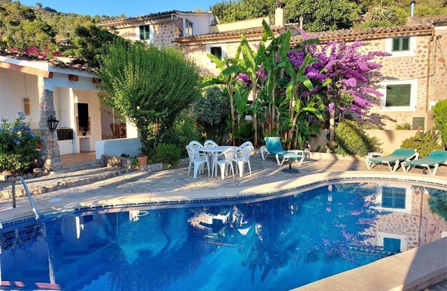 Summer house in tranquil location, ideal for families or groups of friends