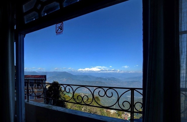 Summit Oakden Resort & Spa