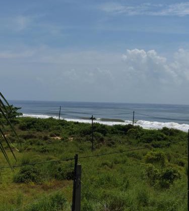 Sun n Tan Beach Home stay