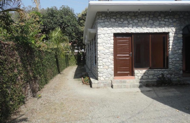 Sunbird Guest House