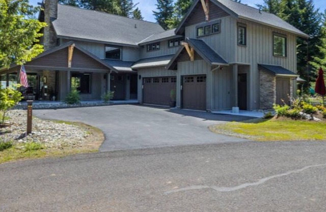 Suncadia 5 Bdrm Home with Mother In Law Unit