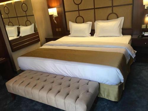 Sunday Harbour Gateway Jeddah Beach Formerly Vivid Plaza Hotel