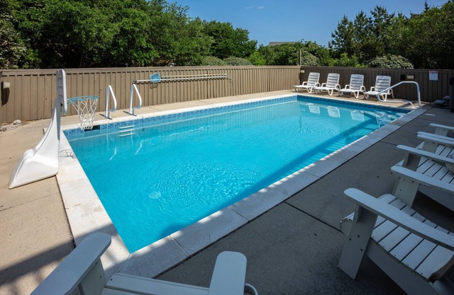 Sunkissed OBX Luxury, 6 bedroom, Elevator, Pool, Hot tub in Duck. SALE/PROMOTION