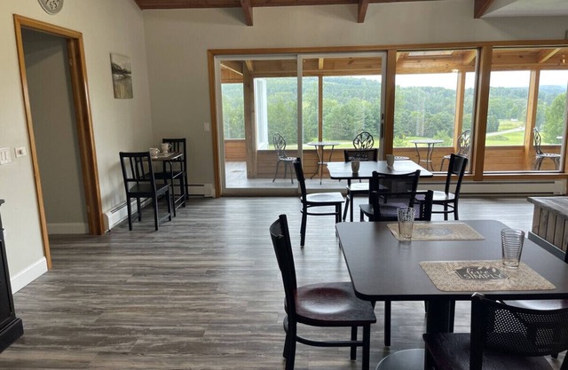 Sunny 1BR w/Game Room + Firepit | 10 min to Town