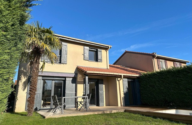 Sunny House - Villa 4 Chambres - Saint Genis Les Ollières