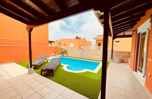 Sunny Island Villa N3