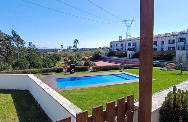 Sunny Spacious Condo w/Private Garden+pool Fully Equipped and Surnished