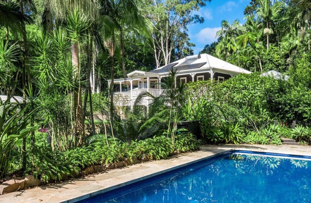 Sunnycrest Byron Hinterland