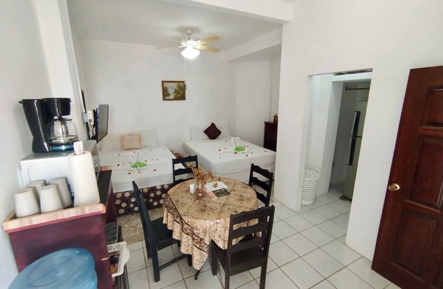 Sunrise Sea View 2-bed Studio w Pool & Deck, 1stFl