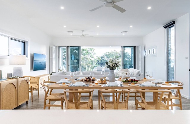 Sunset Jewel - 7a Cromarty Road, Soldiers Point - Ocean Views, Linen, AIR CON & Wi-Fi
