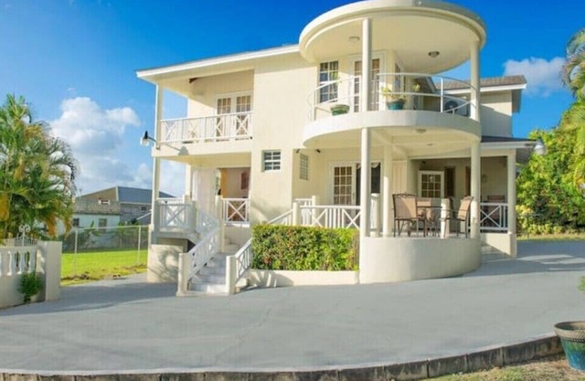 Sunset Nook: Cozy one bedroom apartmentnn