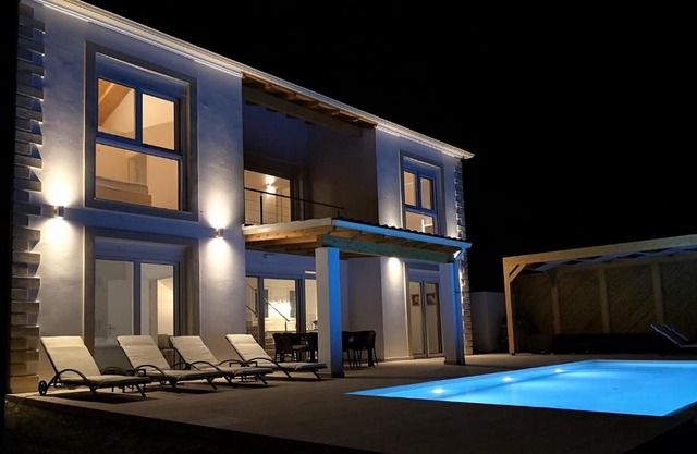 Sunset Sea View Villa 9