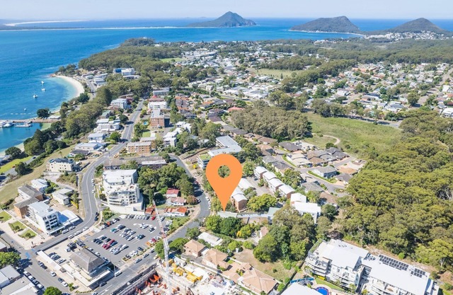 Sunset Towers, 1-25 Donald St- in the heart of town with Wi-Fi and Air Con