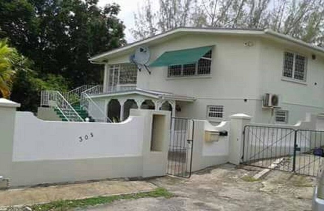 Sunset villa rental ..Quite. neighborhood in Sunset Crest..5 min to beach
