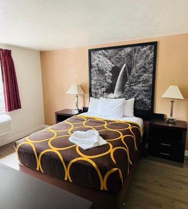 Super 8 by Wyndham Lacey Olympia Area