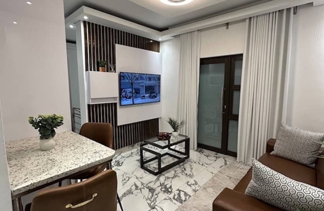 Super Luxurious Modern Apartment. Cozy, private and just 3km from Windhoek CBD.