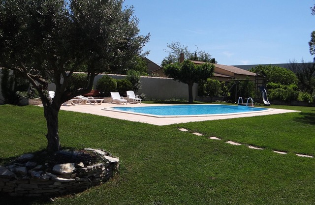 SUPERB VILLA 140m² with SWIMMING POOL - 6 PEOPLE + 1 BABY - FULLY AIR-CONDITIONED