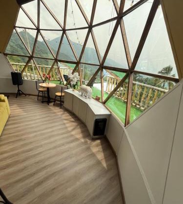 Superb Romantic DOME Villeta Hot Tub Only 4x4 or motorbike