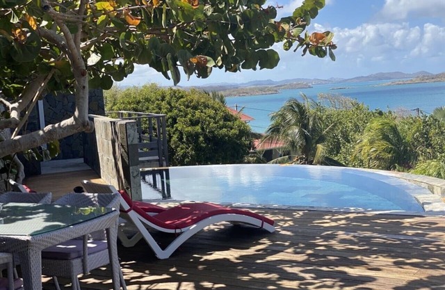 Superb seaside apartment in a residential area