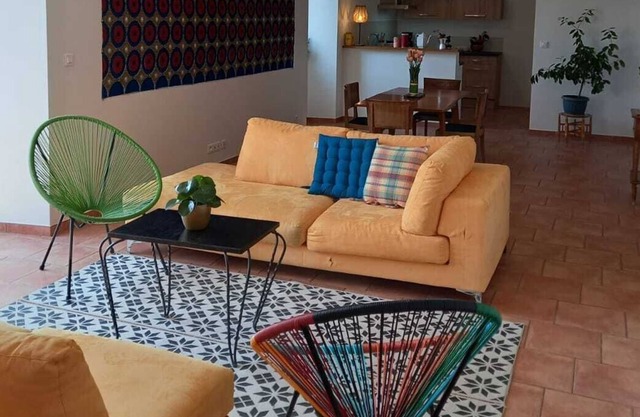 Superbe Gite Refait à Neuf - 100m2 et Jardin Privatif