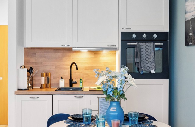 Superior 2-zimmer 36qm Kingsize Boxspring 55' TV Home-office 11min Hbf