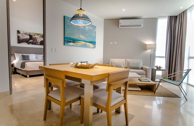 SUPERIOR APARTMENT, 1 BEDROOM - 70 METERS LARGE