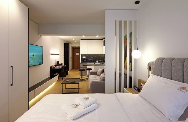 Superior Suite | Zotos Luxury Living #3