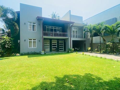 Superior Villa near Colombo Airport