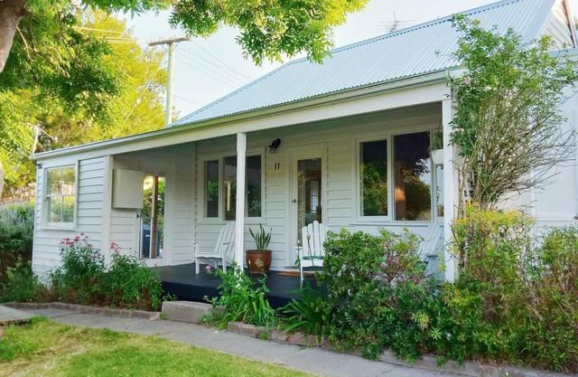 Sur La Mer - Simply Sensational Location, Free Wifi, Wood Fire & More