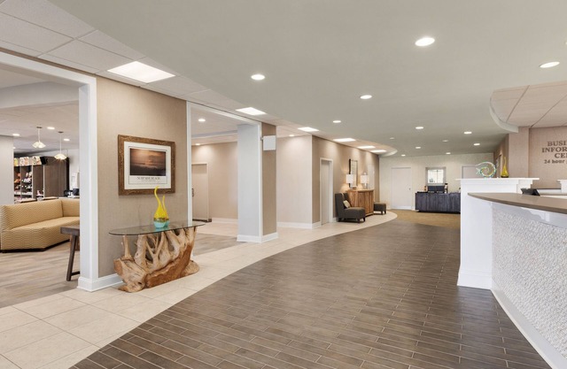 Surfside Beach Oceanfront Hotel