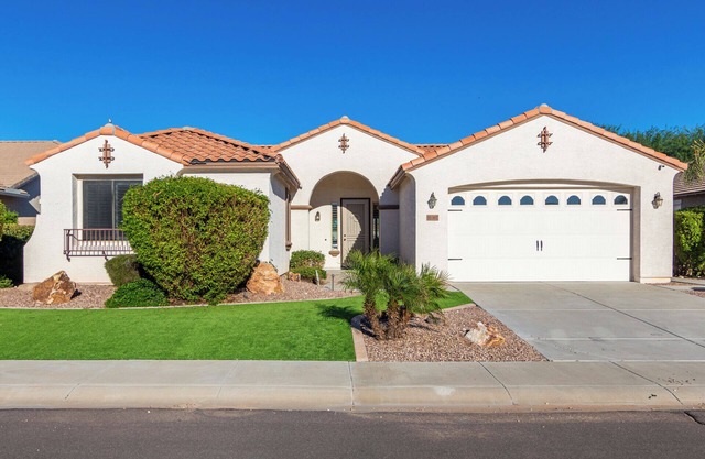 Surprise Farms Paradise- Pool/Jacuzzi/Blackstone