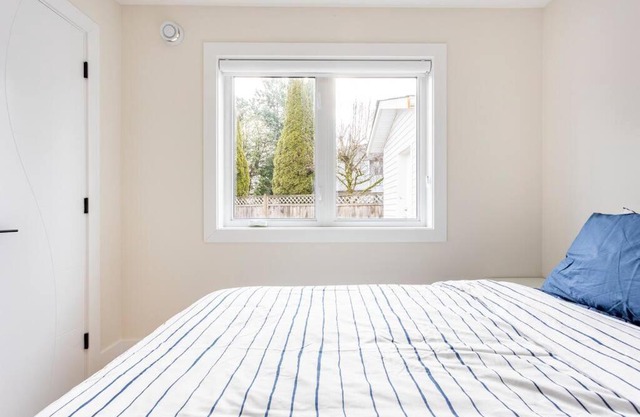 Surrey Fleetwood, Stay well home !!