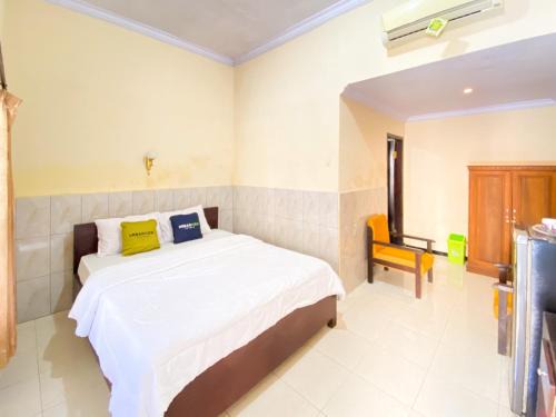 Surya Guest House Urbanview Probolinggo