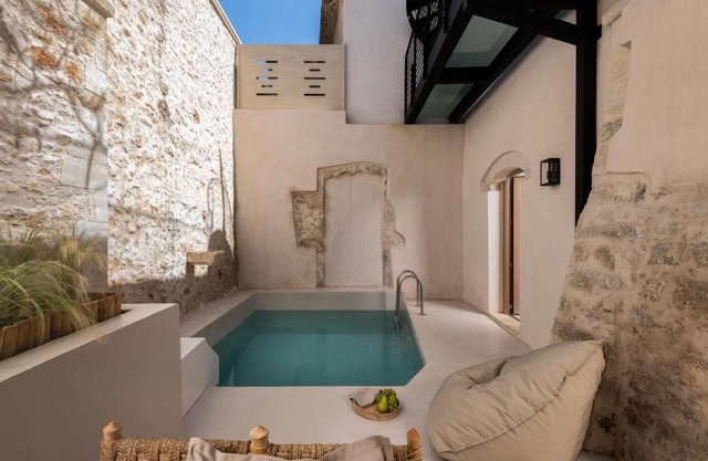 Sutor Chic Manor hotel