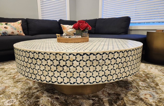 Swanky duplex, 4 bedrooms with parking