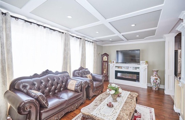 SWEET HOME Modern 4 Bedroom 2 & 7 MINTS WALK TO CASINO & FALLS