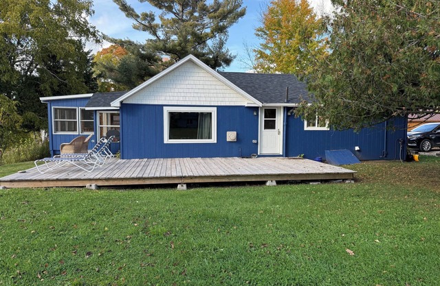 Swimming, Snowmobiling, Serenity! Lakefront Cottage on Big Manistique Lake