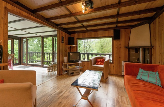 Sympathic Chalet not far From La Roche en Ardennes