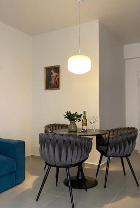 T&L Apartments Agiaos Tychonas