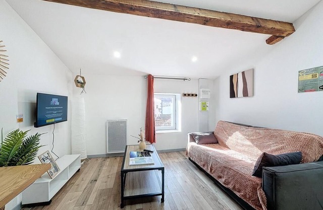 T1 Royat neuf N°4 tout equipe