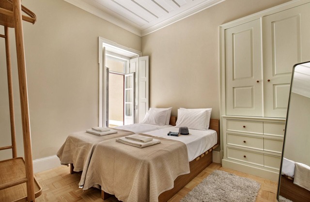 T2 Bright & cozy in historic building