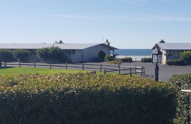 T435 2 Bedroom 1st floor Pet Friendly No cleaning fees