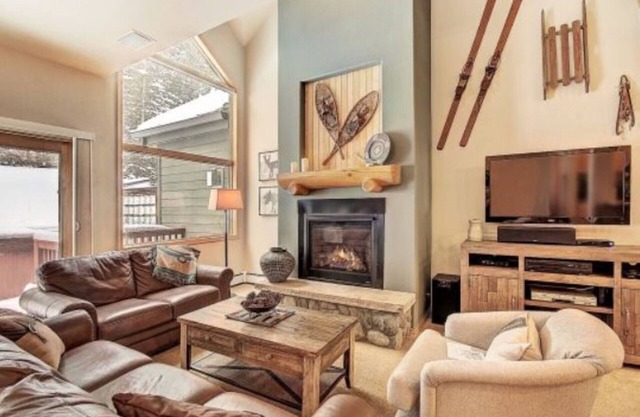 Tall Pines Superchair Townhome Ski In/Out Private Hot Tub