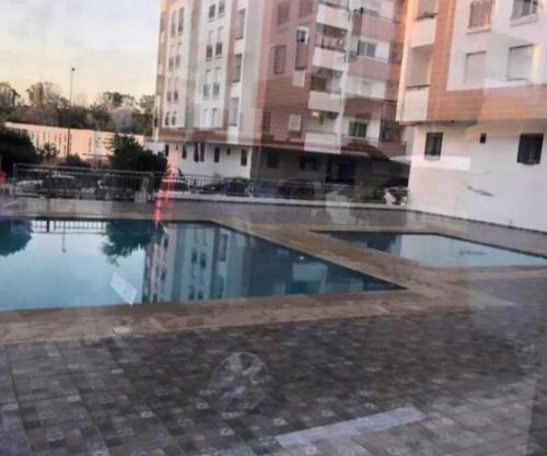 Tanger Appartement avec piscine commune