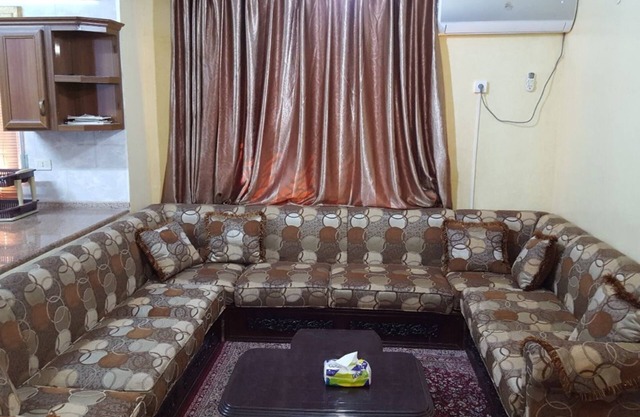 TareqResidence with alot of space for a family, AC, 2x Bath Rooms