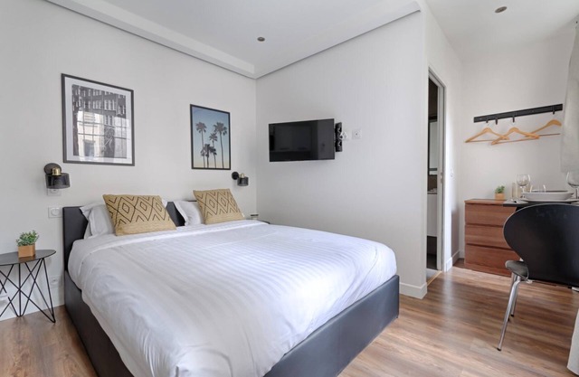 TBS 308 - Beautiful studio near Marais district