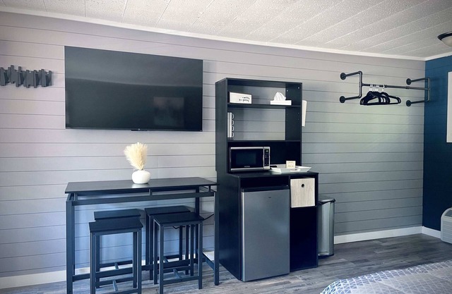 TeePee Room 11-Newly Renovated